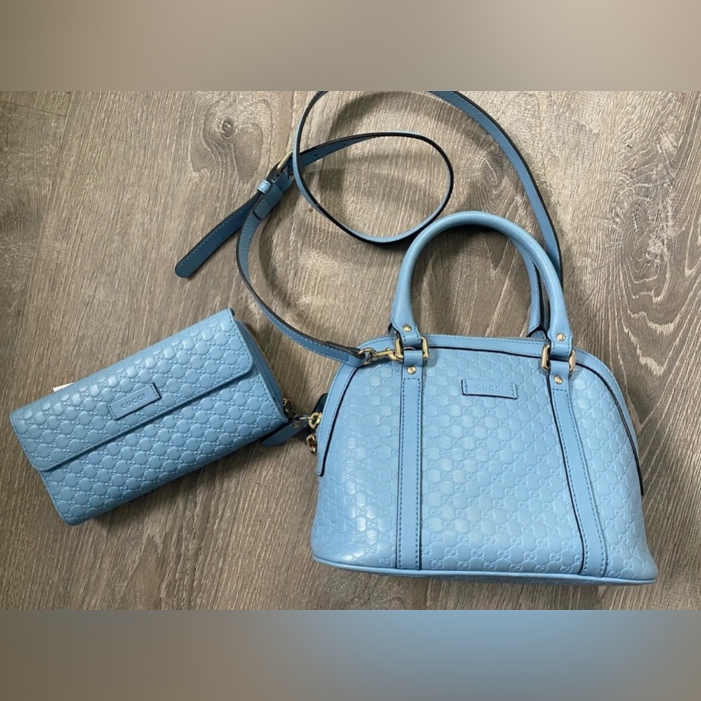 Baby blue Gucci bag & wallet